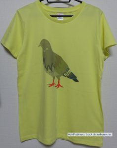 ハトTシャツ